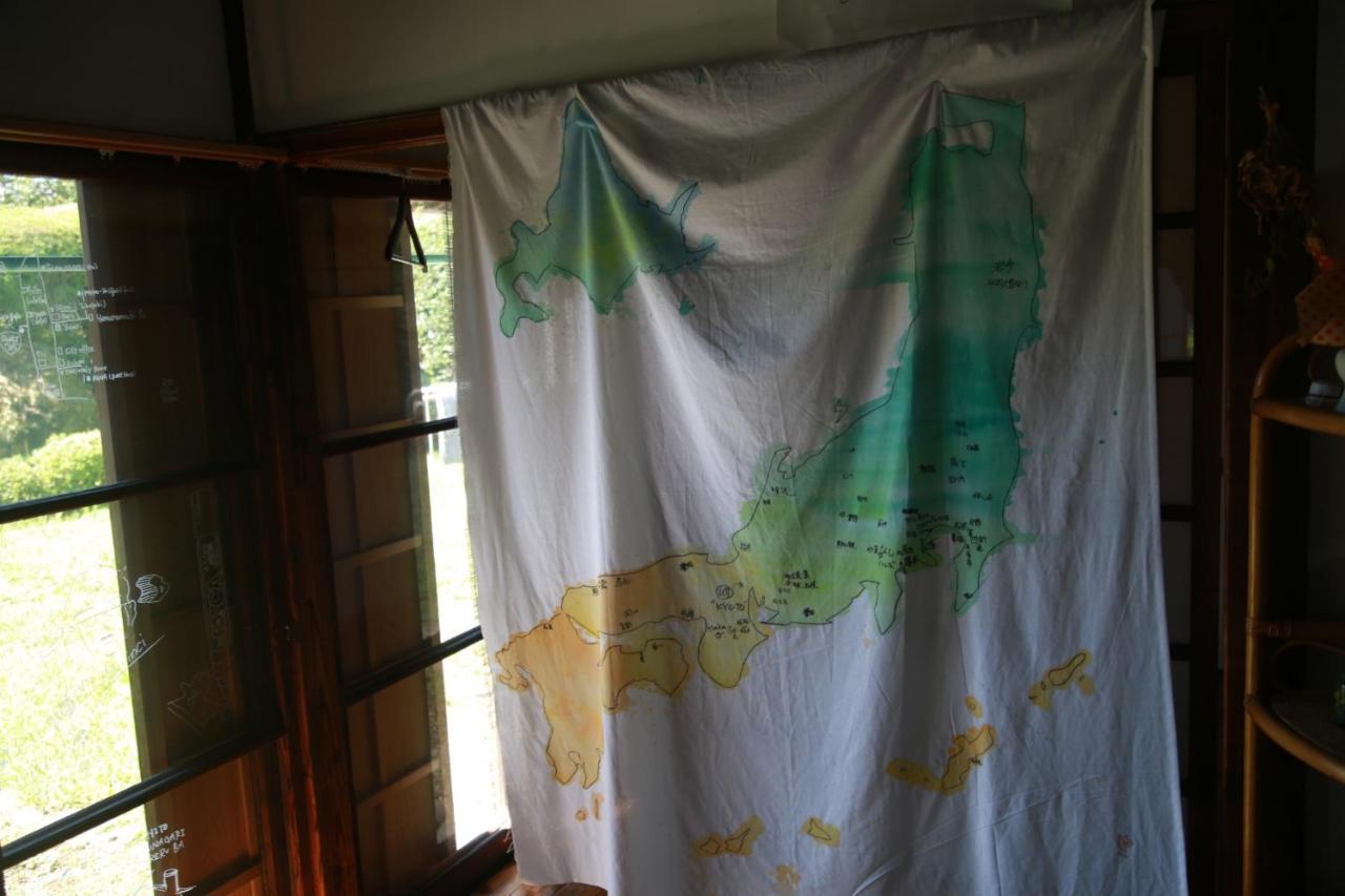 Guest House Yukari Tsuru Bagian luar foto